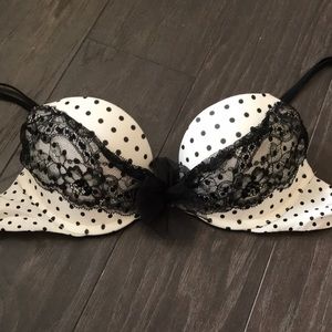 34A Victoria Secret lush up